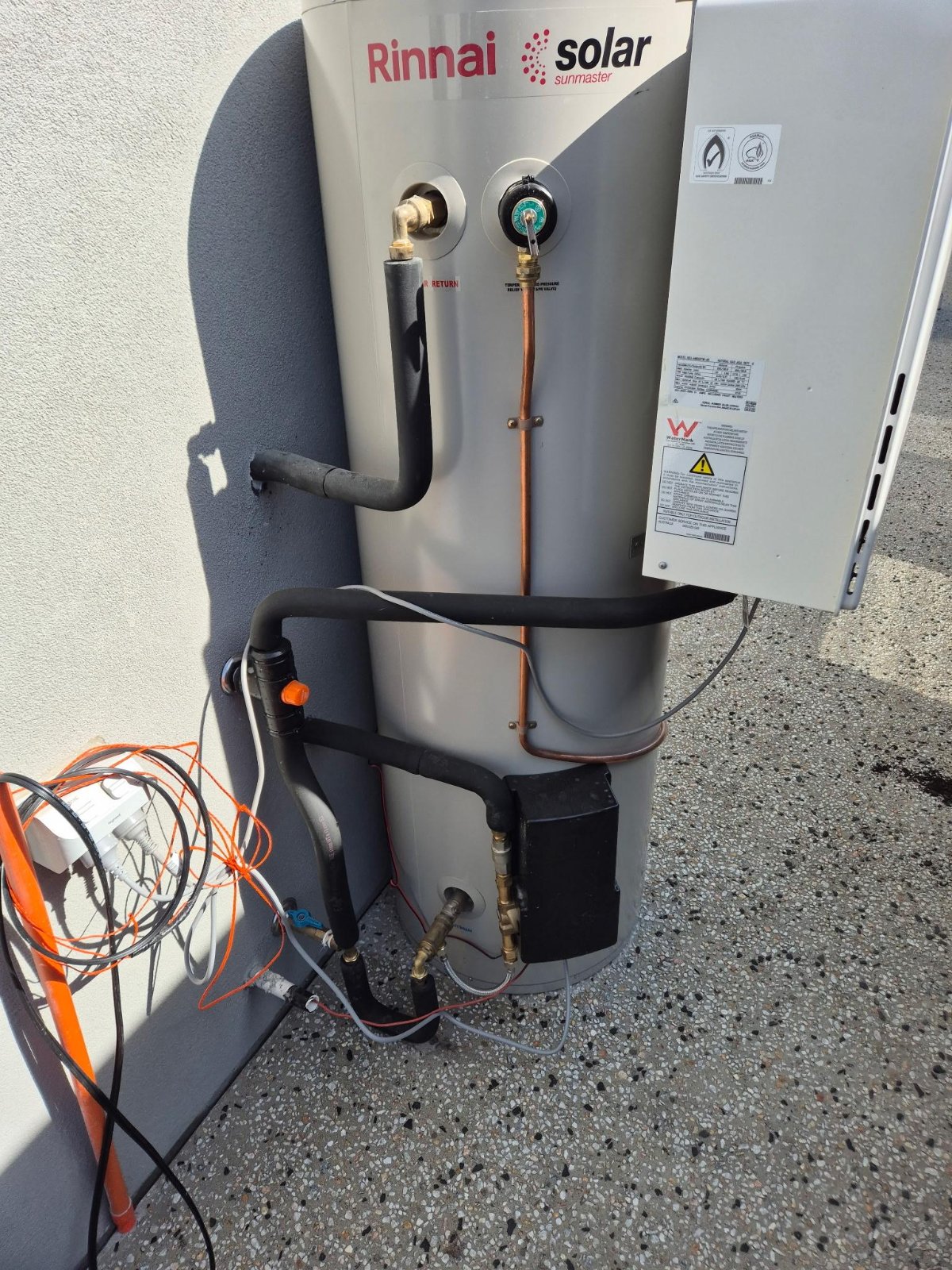 Solar hot water installation Eltham Melbourne
